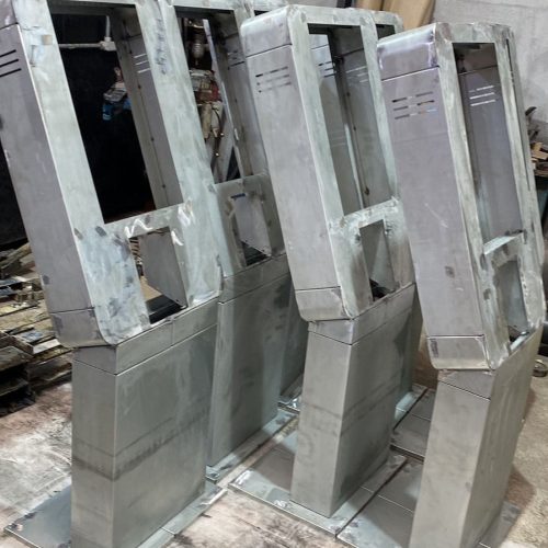 CORTE A LASER DOBRA E MONTAGEM (1)