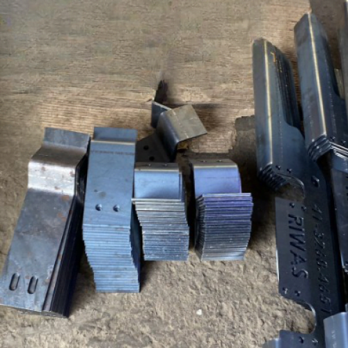 CORTE A LASER E DOBRA